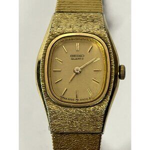 Vintage Seiko Wristwatch Watch 2P20 5259 R0 Womens Gold Tone With Safety Chain
